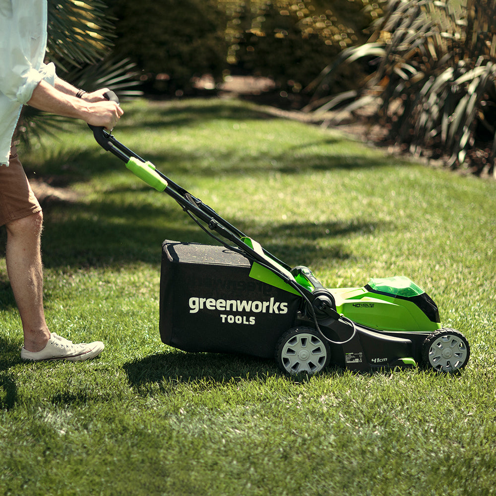 40 V gräsklippare 41 cm – 2 x 2 Ah-batteri