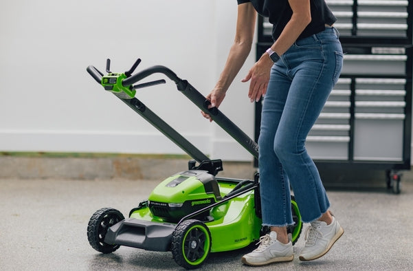 POWERALL 48 V (24 V x 2) gräsklippare 46 cm SP Gen. II – 2 x 4 Ah batteri