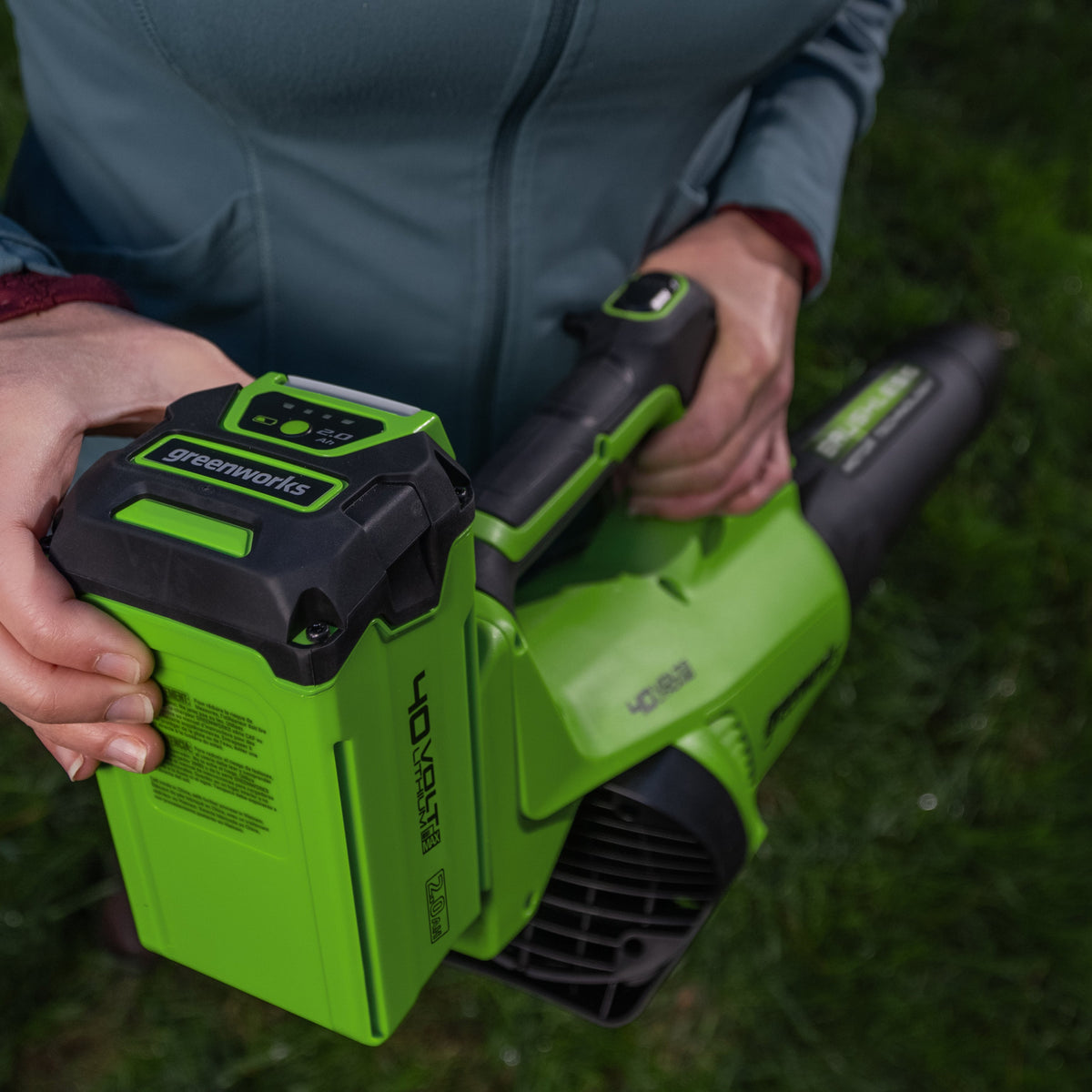 40 V lövblåsare 210 km/h, gen. II – 2× 2 Ah-batteri
