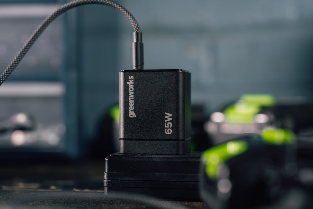 POWERALL 24 V startpaket med 2 Ah USB-C-batteri + 65 W laddare